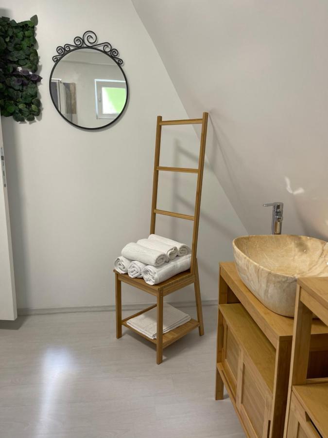 Cabane A-Frame Svinita Buitenkant foto