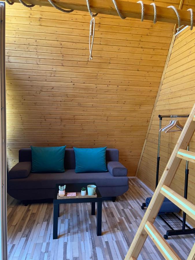 Cabane A-Frame Svinita Buitenkant foto