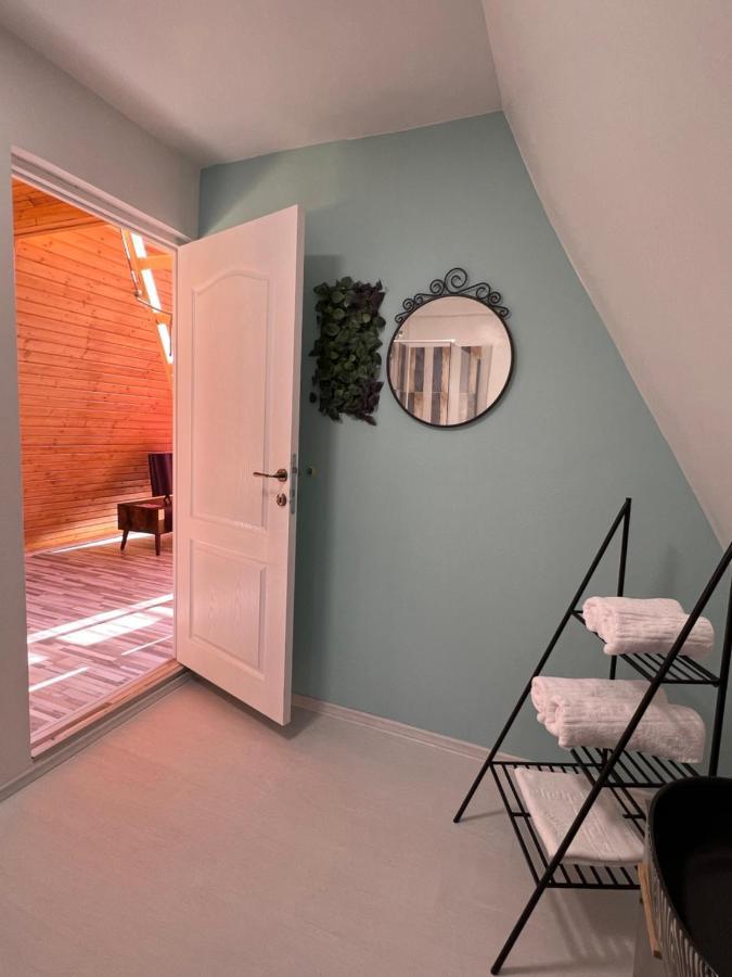 Cabane A-Frame Svinita Buitenkant foto